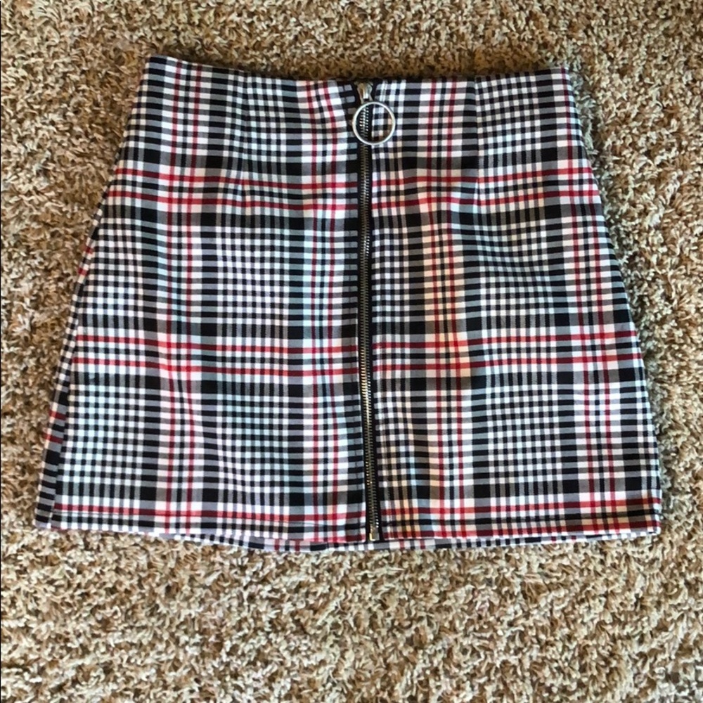Cute short plaid skirt